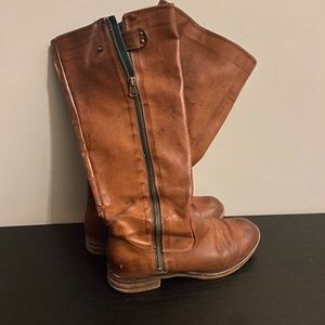 Woman’s boots